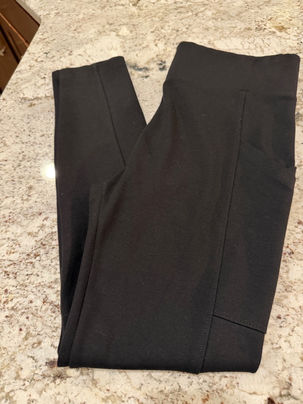 Lou & Grey Black High-Waist Active Leggings